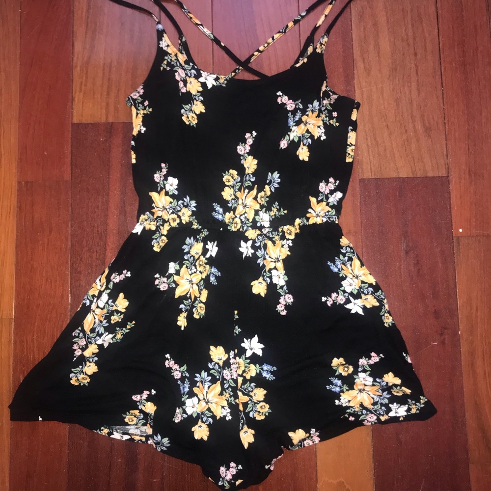 Super cute floral Romper